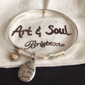 NWOT Brighton Peace on Earth Bracelet